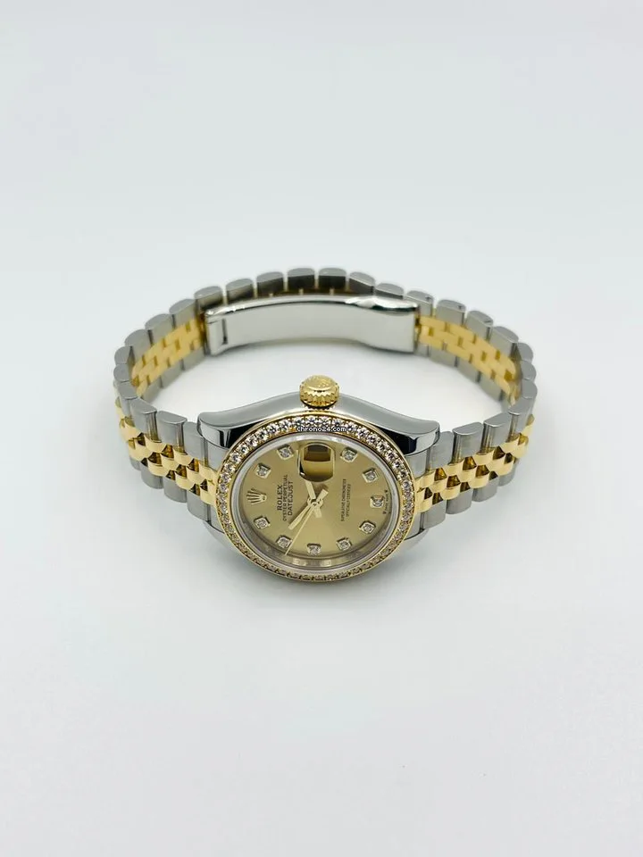 Rolex Lady-Datejust box and papers 2022